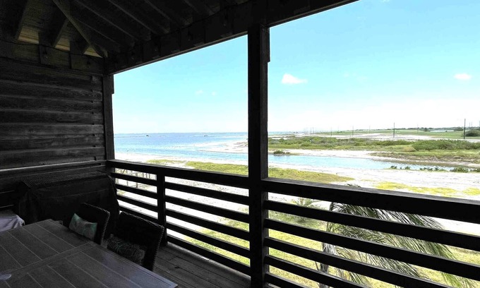 Flour Bluff Casa | Beautiful Corpus Christi Beach Home