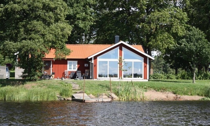 Vrigstad Cabaña | Hermosa casa de campo a pocos metros del lago