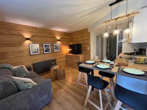 Chamonix City Centre Apartamento | Beautiful cozy and fully renovated apartment