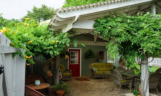 Fairview Cabaña | Beautiful Cozy Immaculate cottage