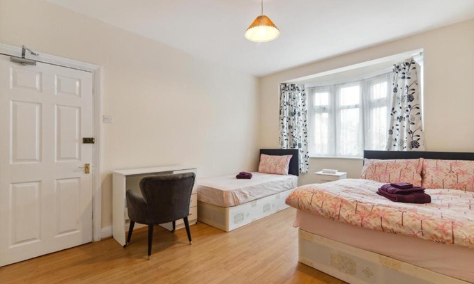 Graveney Casa | Beautiful Cozy Room