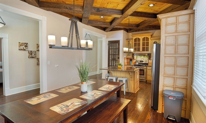 Near East Side Apartamento | Beautiful Craftmans 4br/2.5ba Home Near Downtown