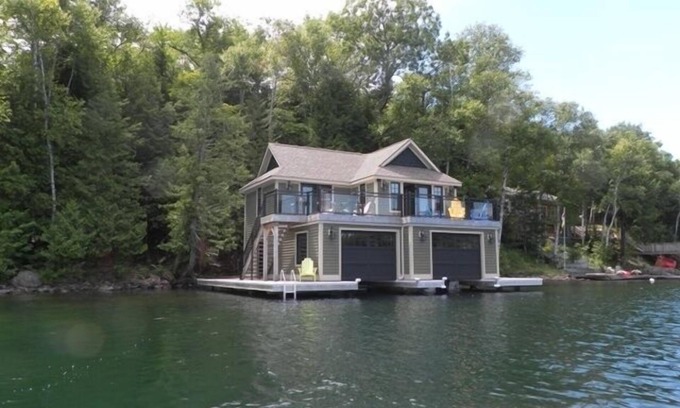 Utterson Cabaña | ¡Hermosa casa de botes a la medida de Muskoka!
