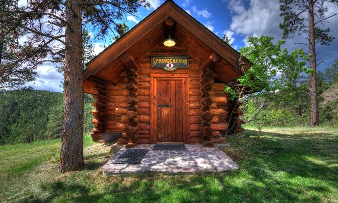 Colonial Pine Hills Cabina | Hermosa cabaña de madera de encargo!