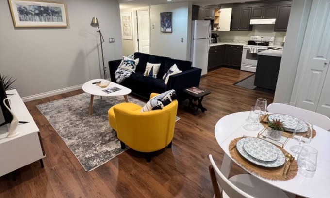 Regional District of Nanaimo Apartamento | Beautiful Entire 2 Bedroom Suite