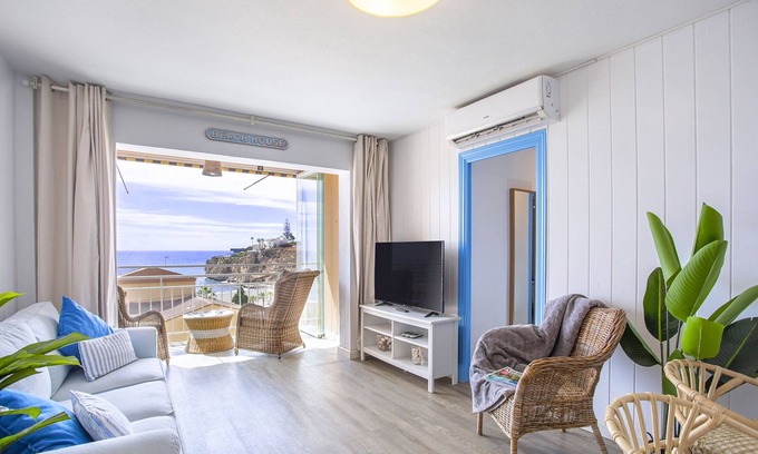 La Cala del Moral Apartamento | Beautiful beach apartment in cosy town