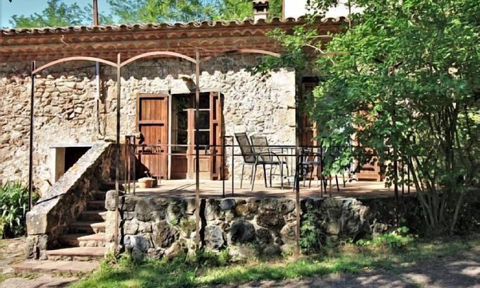 Santa Pau Cabaña | Preciosa masía con capacidad para 8 personas situada a 5 minutos de "la Fageda".