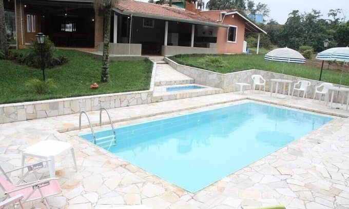 Jarinu Casa | Hermosa casa de campo en Jarinu - ocio, confort y calidez (a 1,5 km del centro de la ciudad)