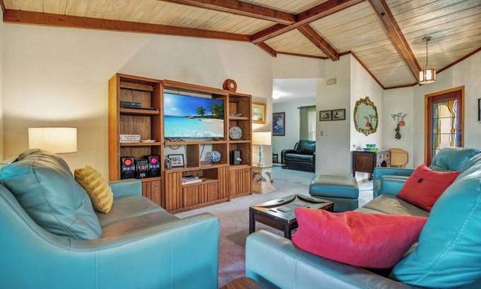 DeLand Casa | Pesca hermosa casa frente al lago, cerca de las playas y los parques temáticos, para 6 personas.