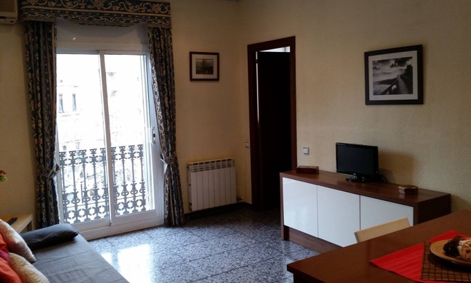 El Camp de l'Arpa del Clot Apartamento | EXCELENTE CERCA SAGRADA FAMILIA, DISFRUTE SU ESTANCIA PERFECTA AL MEJOR PRECIO