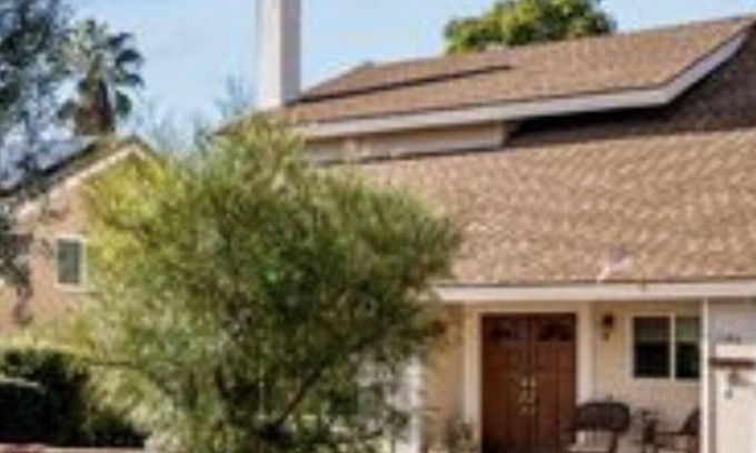 Granite Hills Casa | Beautiful four bedroom house in quiet neighborhood .
