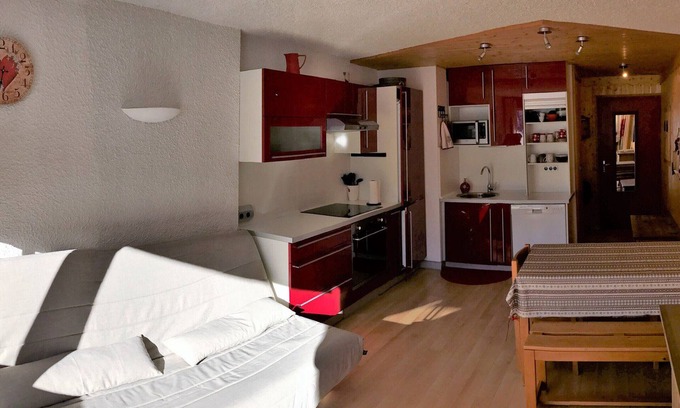 Correncon-en-Vercors Apartamento | Hermoso apartamento de 2 habitaciones con vista y acceso directo a las pistas en Corrençon-en-Vercors