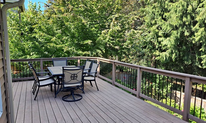 Sammamish Casa | Beautiful Fully Furnished Home in Sammamish