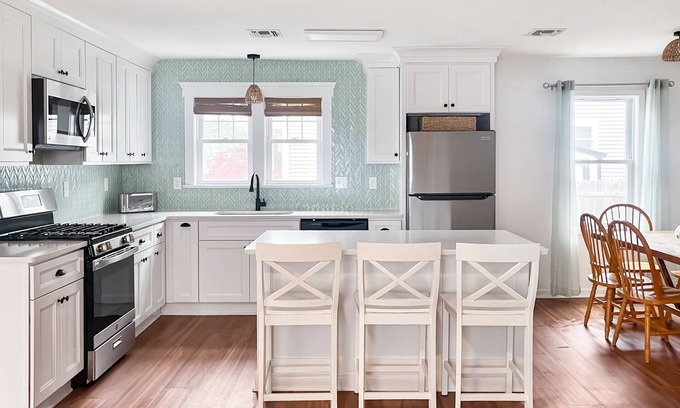 West Belmar Casa | Beautiful new fully-renovated house close to Belmar and Spring Lake beach!
