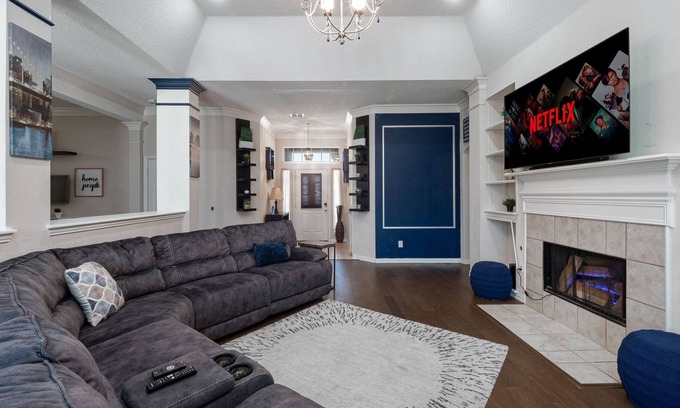 South Arlington Casa | Beautiful Gem next to AT&T Stadium & Rangers Stadium