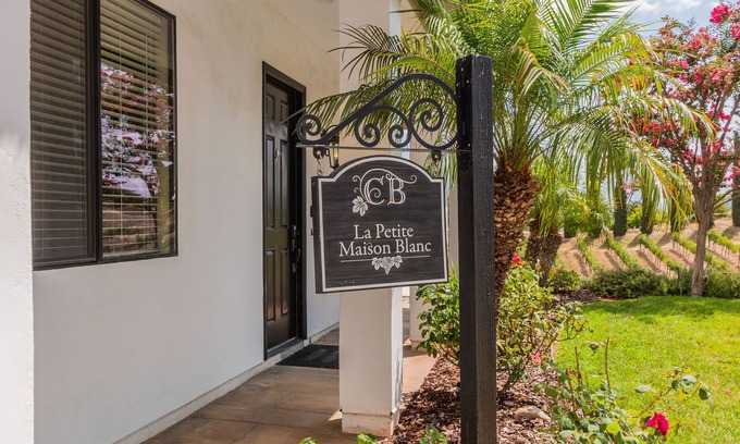 Temecula Casa | Hermosa cabaña de huéspedes con jacuzzi privado / barbacoa para 2-4 personas