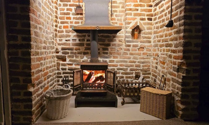 Birchington Cabaña | Beautiful historic cottage pets welcome