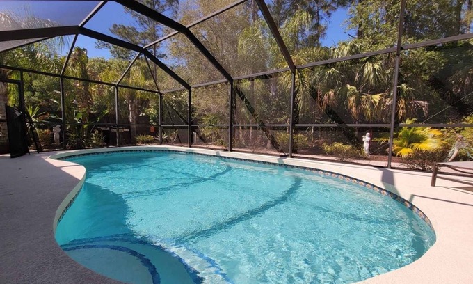 North Port Casa | Beautiful Heated Pool House with Backyard Oasis