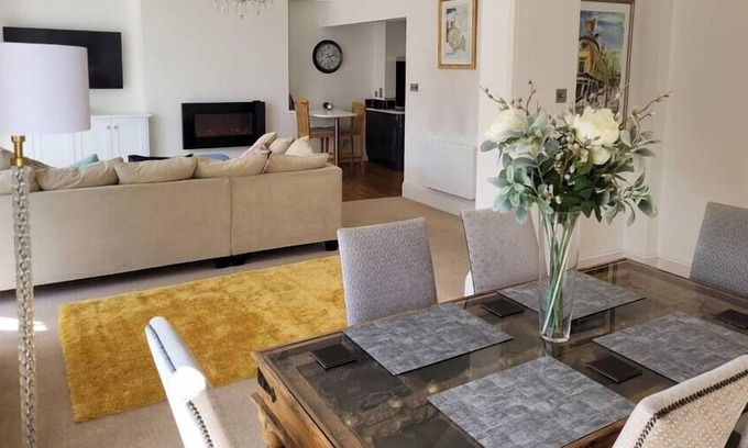 Montpellier Apartamento | Beautiful Hidden Gem - Short Walk to Town