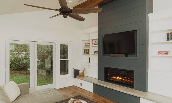 Redding Cabaña | Beautiful High End Get Away Home- Visit Lassen National Park & Whiskeytown Lake