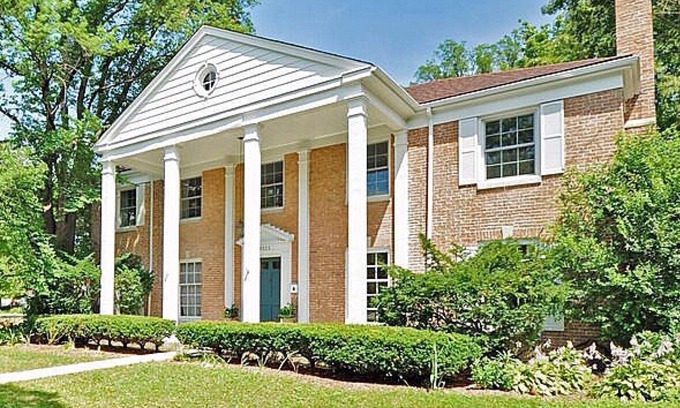 Evanston Casa | Beautiful Historic Colonial 5 bedroom