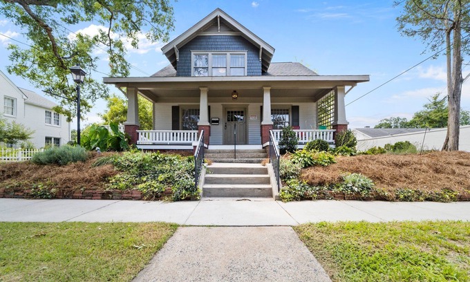 Greensboro Casa | Beautiful Historic Home in Fisher Park