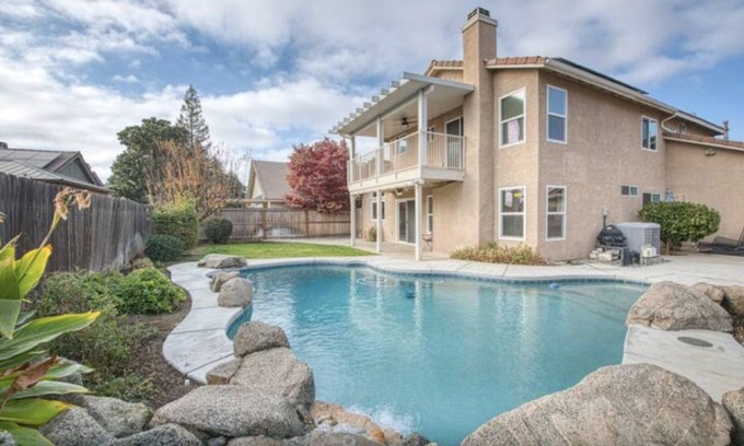Clovis Casa | Beautiful Home in Clovis near Clovis Crossing