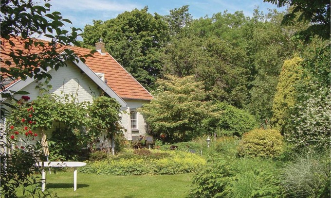Groede Casa | Beautiful home in Groede with 1 Bedrooms and WiFi
