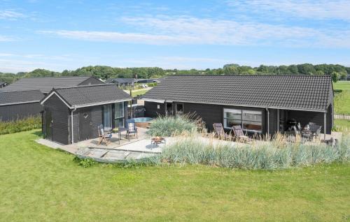 Flovt Strand Casa | Beautiful Home In Haderslev With Sauna
