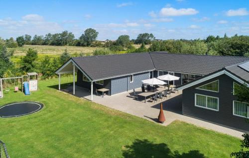 Vaeggerlose Casa | Beautiful Home In Idestrup With Sauna