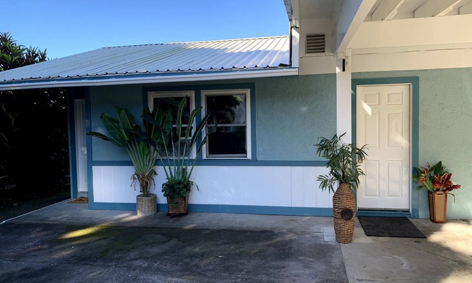 Kailua-Kona Casa | Beautiful home in Kailua-Kona with easy access to all the Island.