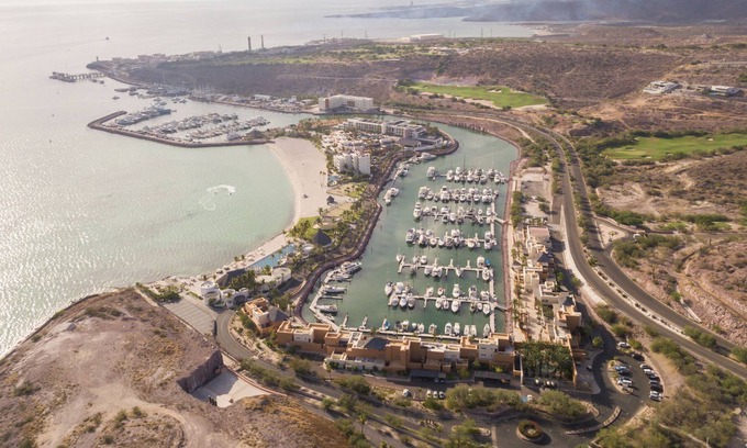 La Paz Casa | Hermosa casa en Las Colinas
