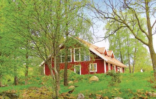Lockna Casa | Beautiful Home In Lidhult With Kitchen