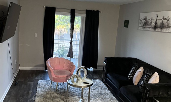 North Miami Beach Apartamento | Beautiful Home in Miami, Fl!