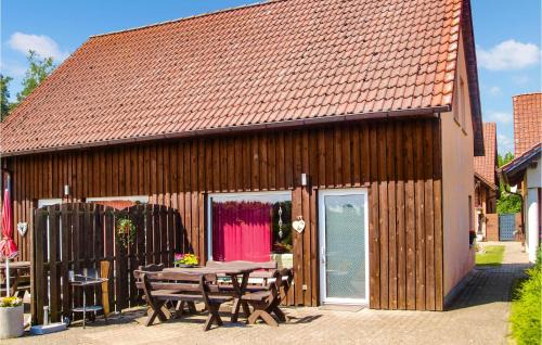 Roggentin Casa | Beautiful Home In Mirow Ot Qualzow