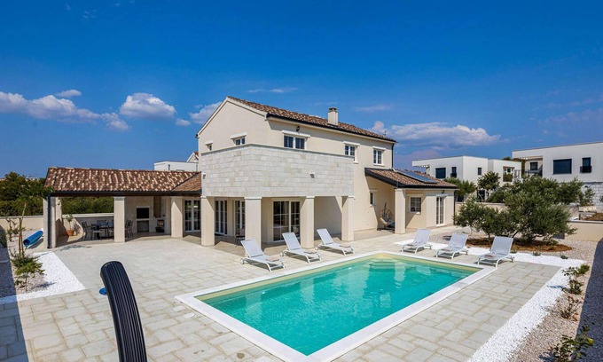 Jezera Casa | Preciosa casa en Otok Murter con WiFi