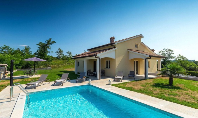 Pazin Casa | Preciosa casa en Bertosi