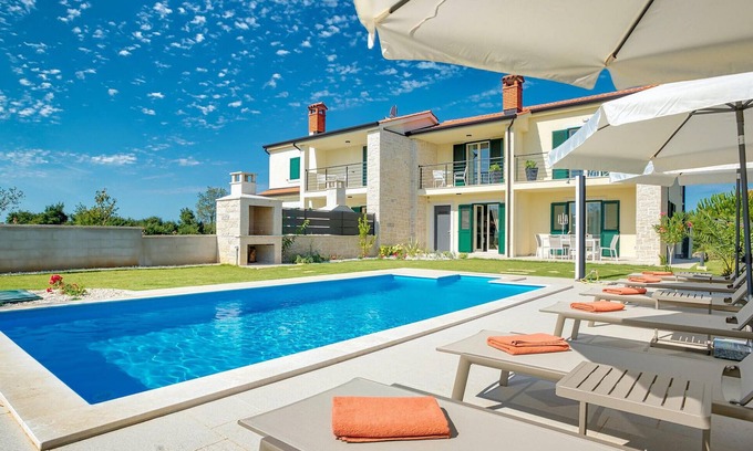 Labinci Casa | Hermosa casa en Porec