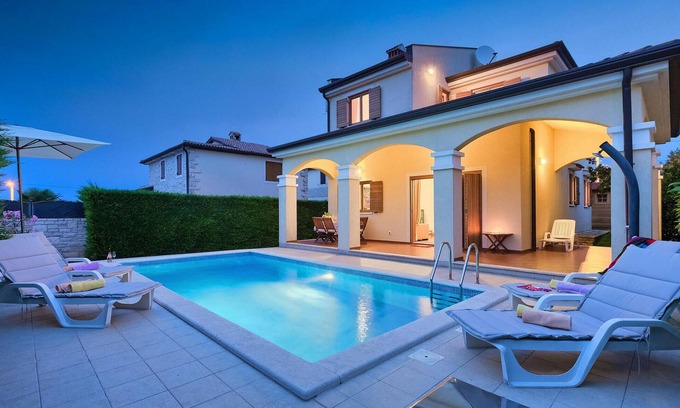 Zbandaj Casa | Hermosa casa en Porec