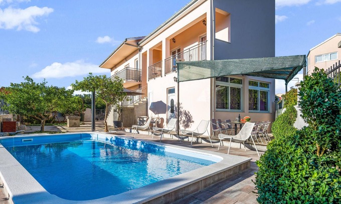 Razanj Casa | Hermosa casa en Razanj con WiFi