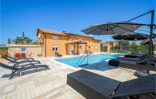 Vodnjan Casa | Beautiful Home In Savicenta With Sauna