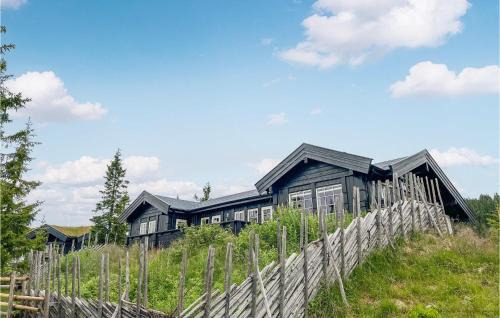 Ringsaker Casa | Beautiful Home In Sjusjøen With Sauna