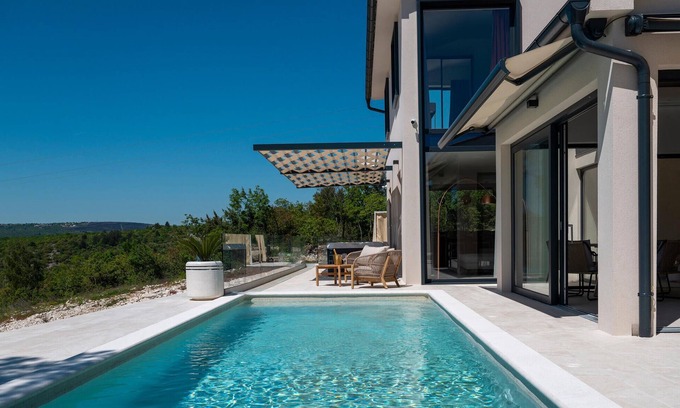 Trget Casa | Hermosa casa en Trget