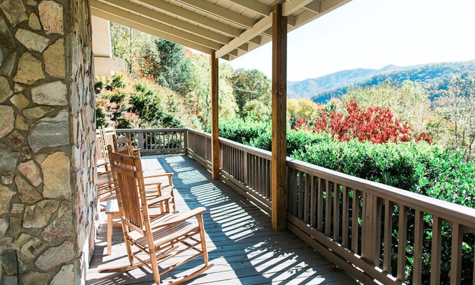 Valley Creek Run Casa | Hermosa casa en Maggie Valley, NC