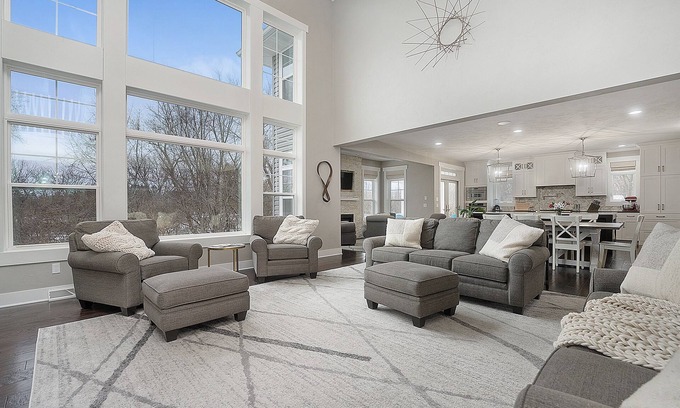 Butte Des Morts Casa | Beautiful Home in Oshkosh