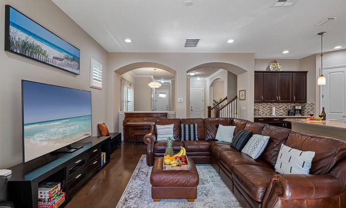 Bayshore Gardens Casa | Beautiful Home Located in Best Location of Tampa