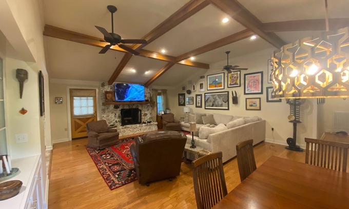 Oxford Casa | Beautiful home located minutes from the Square, Ole Miss, & Mtrade Park.