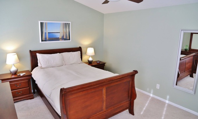 East Forest Casa | Hermosa casa cerca de Uptown y South Park Mall