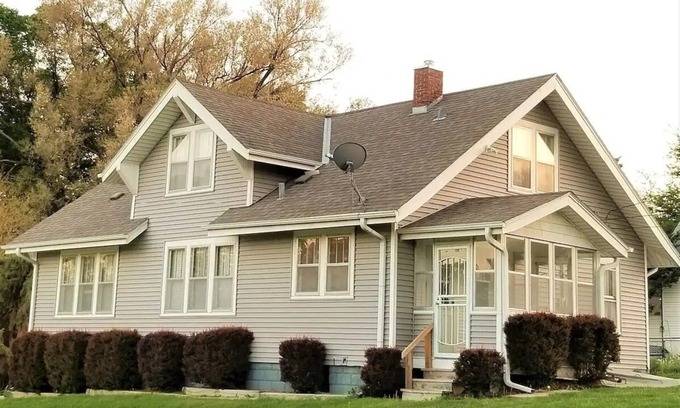 Omaha Casa | Beautiful Home near Zoo/College World Series/Downtown