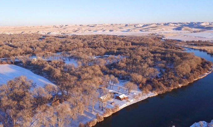Hardin Casa | Hermosa casa en el río Big Horn